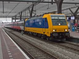 De 'gewraakte' TRAXX-intercity (foto: archief).