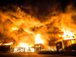 De brand ontstond afgelopen zondag en duurde zes dagen. (Foto: Rob Engelaar)