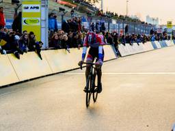 Lars Boom tevreden na wereldbekerwedstrijd Heusden-Zolder