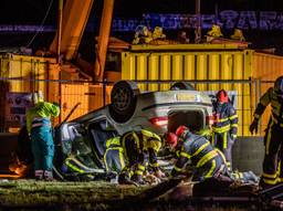 Auto gelanceerd op Midden-Brabantweg in Tilburg  