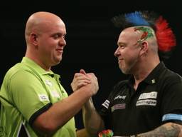 Michael van Gerwen tegen Peter Wright (foto: VI Images).