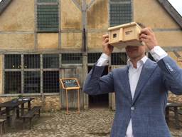 Prehistorisch Dorp Eindhoven zet virtual reality in bij rondleidingen 