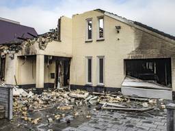 Zo ziet de villa er na de brand uit. (Foto: Marcel van Dorst/SQ Vision)