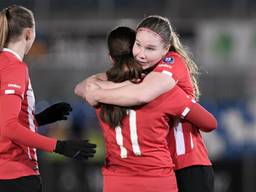 De PSV vrouwen tijdens een bekerwedstrijd(Foto: Orange Pictures)