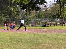 Raadsleden bezoeken Honk- en Softbalvereniging Gemert