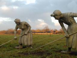 Tijdens de wandeling kom je onder meer dit kunstwerk tegen.