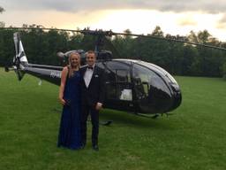 Elze en Luk werden door een heli naar het eindgala gebracht. (Foto: Tonnie Vossen)