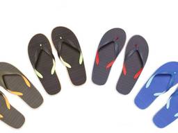 De teenslippers die worden teruggeroepen.