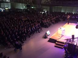 Volle zaal voor de opening van het academisch jaar (foto: Tonnie Vossen)