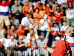 Mink van der Weerden juicht na de 3-2 op het EK. (Archieffoto: ANP) 