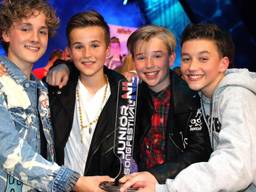 Jannes, Niels, Ian en Max winnen als Fource het Junior Songfestival