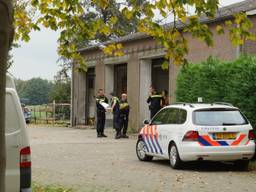 Woordvoerder van de politie over de vondst van vaten met chemicaliën in Dongen en De Moer.