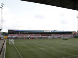 Het stadion van Helmond Sport ziet er nu nog zo uit. (Foto: VI Images)