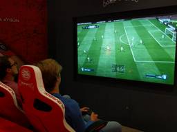 De gloednieuwe E-sportsroom van PSV. (Foto: Ferenc Triki)