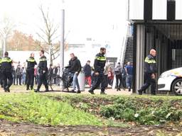 Veel commotie op Campus 013 in Tilburg. (Foto: Omroep Brabant)