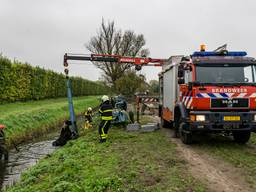 De reddingsactie van het paard duurde ruim drie uur. Foto: Marcel van Dorst / SQ Vision