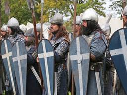 Soldaten in de rij (foto: Karin Kamp)