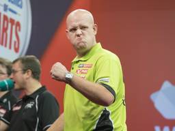 Michael van Gerwen (Foto: Steve Welsh/PDC),