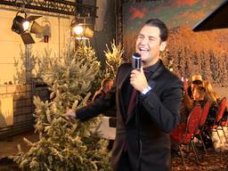 Volkszanger Jeffrey Heesen nam de videoclip voor zijn kerstsingle op in Oss