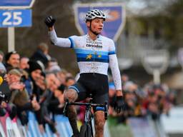 Mathieu Van Der Poel wint weer (foto: VI Images).