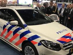 VDL gaat politiewagens van een nieuw jasje voorzien (foto: VDL).