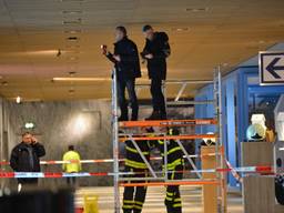 Verschoven isolatieplaat zorgt voor chaos bij busreizigers station Breda