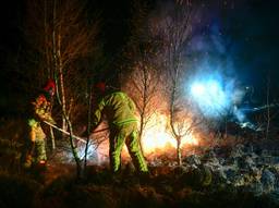 Een gebied van drie voetbalvelden groot stond in brand. (Foto: SQ Vision)