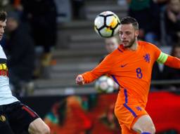 Bart Ramselaar als aanvoerder van Jong Oranje in actie tegen Jong België (foto: VI Images).