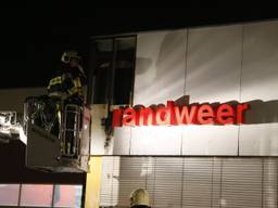 De brand ontstond in de letter B. (Foto: AS Media).