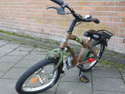 Het kind was aan het fietsen toen het misging (archieffoto: Danny van Schijndel).