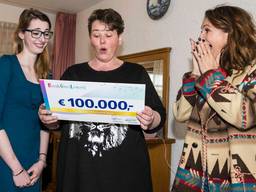 De Mierlose Natasha won zondag 100.000 euro en ziet haar droom uitkomen. ( Foto: BankGiro Loterij)