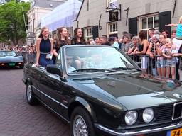 De leerlingen van het Commanderij College in Gemert kwamen in stijl naar het gala (foto: Ilse Schoenmaker)