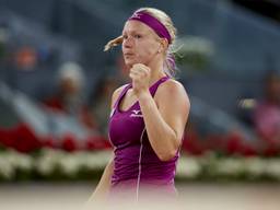 Kiki Bertens viert haar succes in Parijs. (Foto: VI Images)