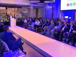 Tijdens de opening van de Dutch Technology Week vertelt ASML-topman Frits van Hout dat er 120.000 mensen nodig zijn. (Foto: Edwin Vossen)