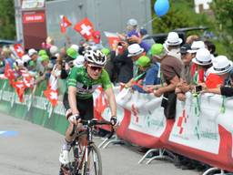 Sam Oomen tijdens de zevende etappe van de Ronde van Zwitserland (foto: VI Images).