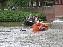 Van der Weijden komt aan in Leeuwarden (Foto: Anton Kappers).