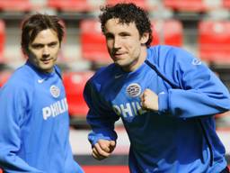 Cocu en Van Bommel toen ze nog samenspeelde bij PSV.