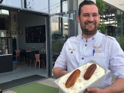 Het enige, echte, dankzij het Buske verzonnen, Brabantse worstenbroodijs