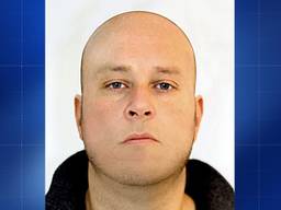 Tommy van der Sommen, zoals hij er nu volgens de politie uit zou kunnen zien. (Bewerkte foto: Politie)