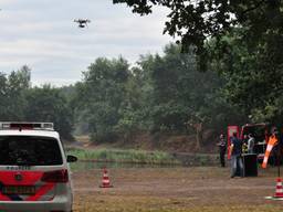 In deze plas werd tevergeefs gezocht naar een 22-jarige man (foto: FPMB/Fotopersburo Midden Brabant).