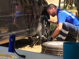 Wegenwachter Michel aan het werk op een Franse camping