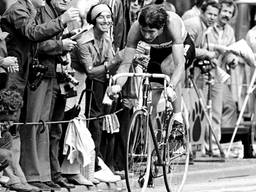 Johan van der Velde in actie tijdens één van zijn zes Tour-deelnames (foto: VI Images).