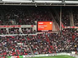 Het eerbetoon aan Daniël tijdens de 20ste minuut van PSV-Willem II