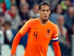 Virgil van Dijk is sinds de aanstelling van Ronald Koeman de aanvoerder van Oranje (foto: VI Images).