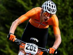 Mathieu van der Poel op het WK mountainbike in Zwitserland (foto: VI Images).