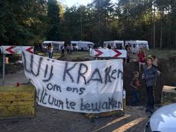 Het woonwagenkampje in Mill is gekraakt (foto Hannelore Struijs)