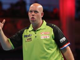 Michael van Gerwen is de discussie beu (foto: VI Images).