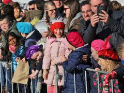 Drukte bij de intocht van Sinterklaas in Eindhoven (foto: Karin Kamp)