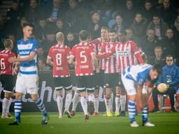 Ouders en vrienden zien PSV'er Luuk de Jong schitteren in 'zijn' Doetinchem