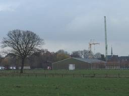 Steeds meer open ruimte wordt volgebouwd, zoals hier tussen Tilburg en Berkel-Enschot (foto: Raoul Cartens)